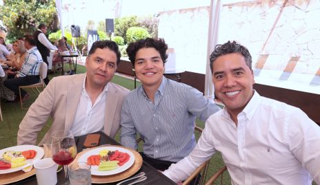  Manuel Huerta, Sebastián Huerta y Luis Huerta.