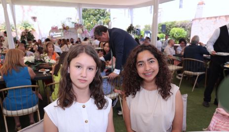  Ana Ramírez y Fernanda Flores.