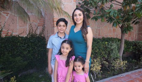  Yuri Balderas, Enrique, Yuri y Eloise.