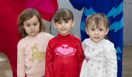  Ximena, Eugenia y Carlota.