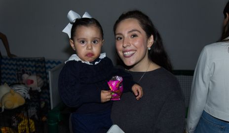  Luciana Martínez y Giselle Martínez.