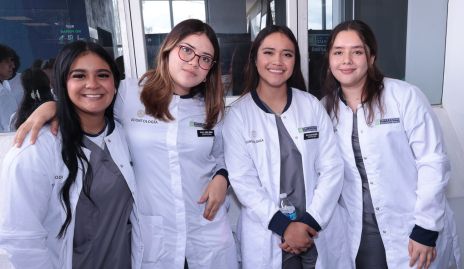 Fernanda Capetillo, Valeria Cárdenas, Yarisvet Ramírez e Isis Garza.