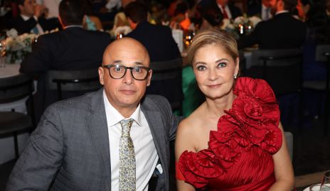  Raúl Ortiz y Consuelo Harris, mamá de la novia.