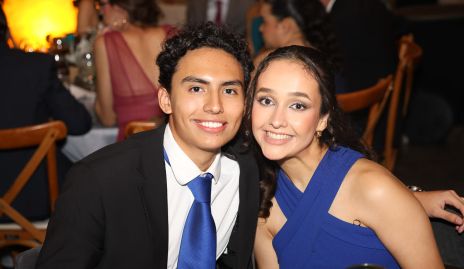  Óscar Jonás y Regina Ortiz.