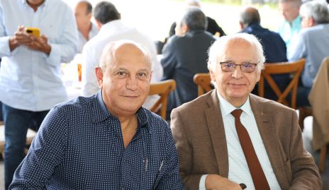  Juan Martín Torres y José E. León.