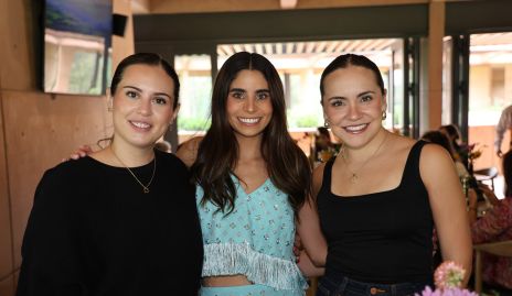  María Herrejón, Rocío de la Vega y  Denisse Valle.