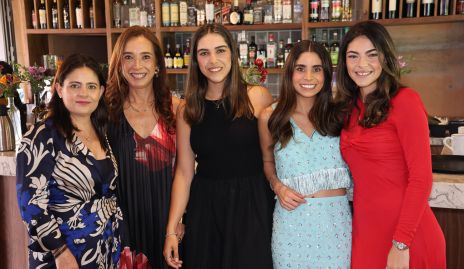  Rocío Ortuño, Betilú Sánchez, Annia Werge, Rocío de la Vega y Úrsula Werge.