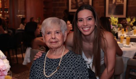  Graciela Flores y Jimena Padilla.