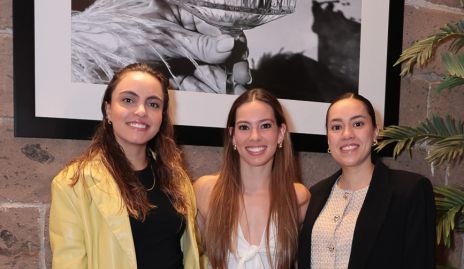  Fer Ayech, Jimena Padilla y Alexia.