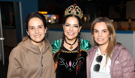  Adriana Salinas, Diana Solorio y Arlette Robles.