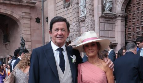  Carlos López y Lourdes Herrera.