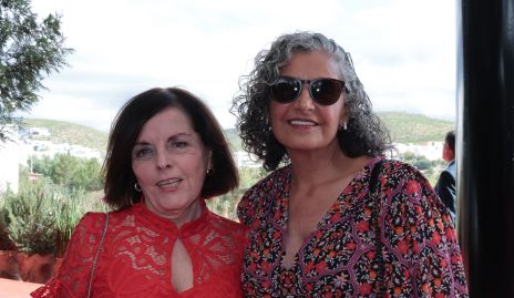  Alejandra Berumen y Angie Simón.