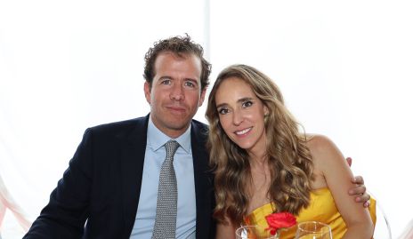  Luis Pérez y Montserrat Martínez.