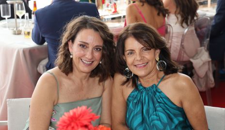  Gloria Martínez y Patricia Silos.