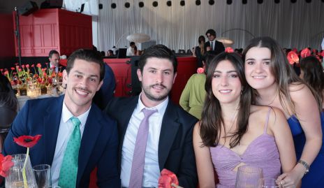  Fernando Mayor, Chema Andrés, Julia Mobo y Chris Cambeses.