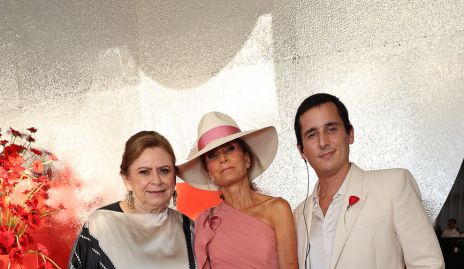  Pili Cabada, Lourdes Herrera y Rodrigo Mora.