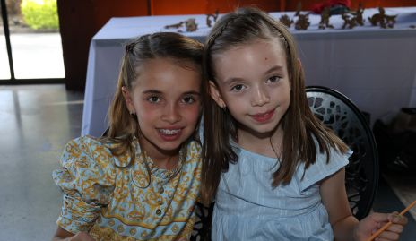 Elena y Roberta.