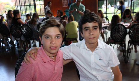  César y Alejandro.