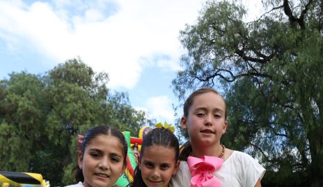  Natalia, Inés y Alika.