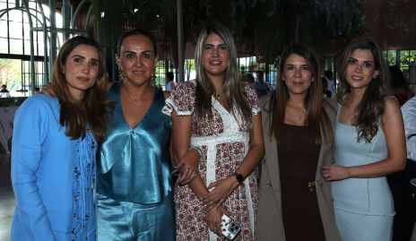  Lourdes Orozco, Ale Luna, Mariana Berrones, Mari Fer Leal e Imelda Martínez.