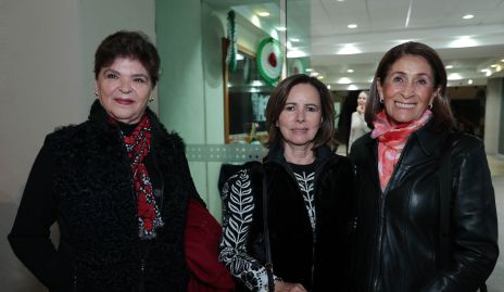  Pilar Labastida, Cony Villasuso y Regina Boesterly.