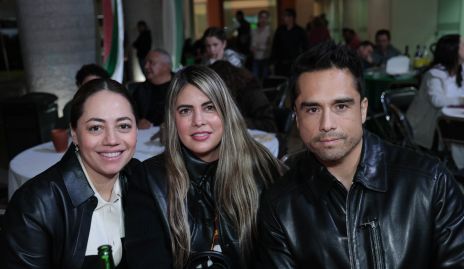  Denisse Simpsom, Mariana Berrones y Ricardo Cordero.
