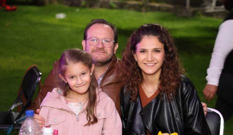  Montserrat Mancilla, Guillermo Mancilla y Rosa Elena Dip.
