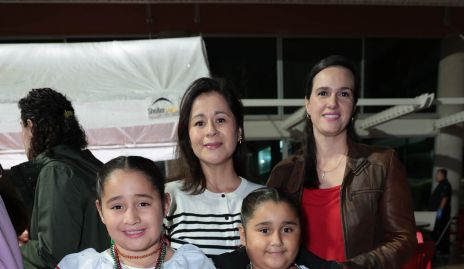  Pamela Irurzo, Ana Paula Hernández, María Inés Hernández y Daniela Paz.