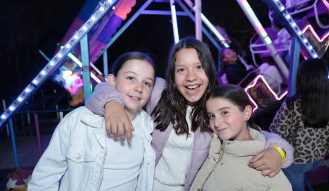  Lara Ocejo, Elena Villegas y María Villegas.