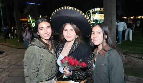  Marisa Gómez, Fernanda Enríquez y Camila Bustamante.