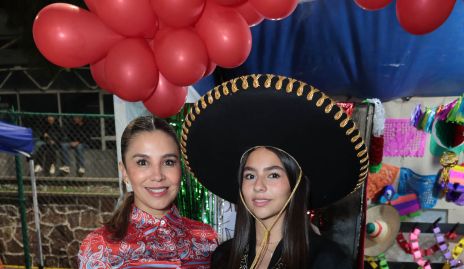  Nadia Zúñiga y Mariana Villegas.