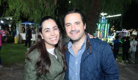  Elizabeth Esteves y Pedro Esqueda.