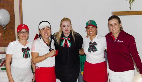  Sehila Cruz, Libeth Olivas, Alexis Crespo, Alessia Mendoza y  Sofía Torres.