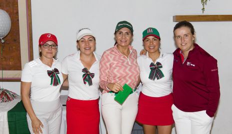  Sehila Cruz, Libeth Olivas, Paty González, Alessia Mendoza y Sofía Torres.