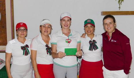 Sehila Cruz, Libeth Olivas, Olesia Shevchenko, Alessia Mendoza y Sofía Torres.