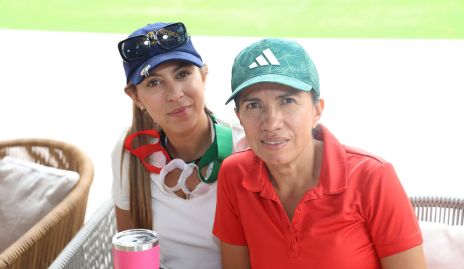  Daniela Delgado y Elsa del Castillo.