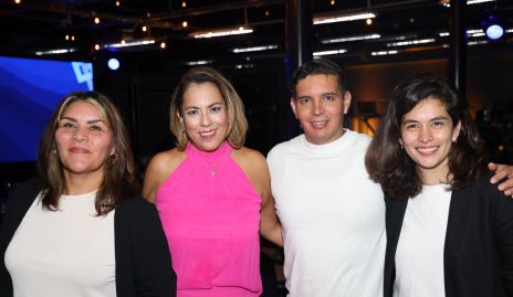  Nadia Garza, Gina Martínez, Fernando Barragán e Irma Jasso.