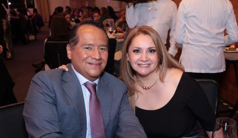  Jesús Almazán y Verónica Castillo.