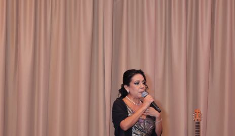  Ivette Larrea.