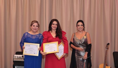  Fabiola Mejorada, Adriana Díaz e Ivette Larrea.