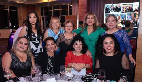  Maru Urbina, Adriana Anguiano, Gladys López, Martha Ríos, Fabiola Mejorado, Angélica Arroyo, Margarita Mendiola, Leticia Flores y Olga Ríos.
