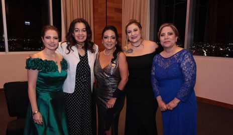  Hassibe Rodríguez, Melania Lamas, Ivette Larrea, Amia López y Fabiola Mejorado.