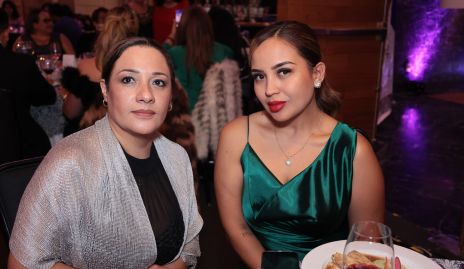  Berenice Sánchez y Janet Alvarado.