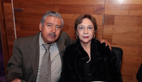  Juan Larrea y Abigail Castro.