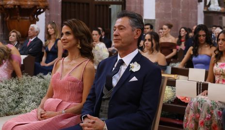  Rocío Nieto y Toño Mendizábal, papás de la novia.