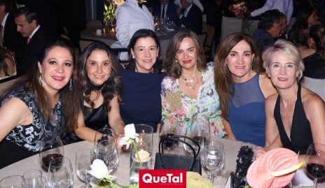  Alicia del Peral, Martha Chalita, Ana Luisa Garza, Paty González, Anita Anaya y Güera Valle.