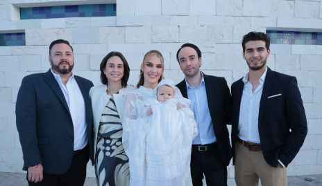  Alejandro Meade, Mariana Meade, Vero Pérez, Patricio Meade y Ricardo Pérez con Patricio.