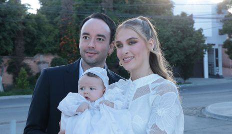  Patricio Meade y Vero Pérez con su hijo Patricio.