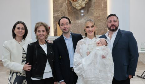  Mariana Meade, Caridad Rangel, Patricio Meade, Vero Pérez, Patricio Meade y Alejandro Meade.