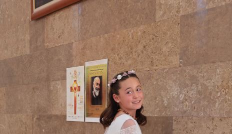  Alika Torres.